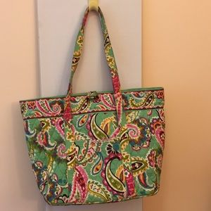 Laptop tote. Great condition. 13”hx6”dx17”l (top).